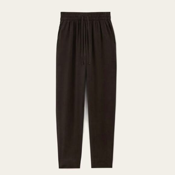 Everlane Women's Tapered Pant in Butterlite Black Size Small NWOT - Picture 1 of 7